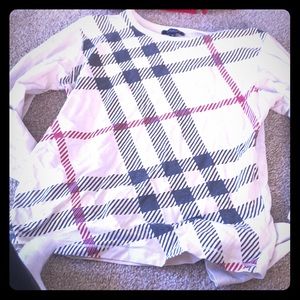 Authentic Pre loved Burberry top full sleeve M